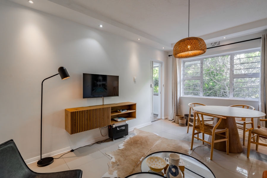 2 Bedroom Property for Sale in Three Anchor Bay Western Cape